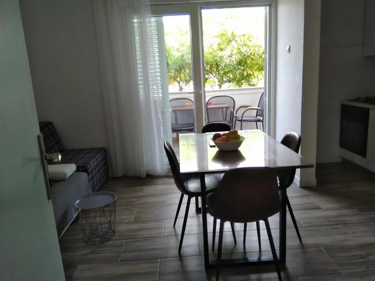 Apartment Edina Pag Pag Town