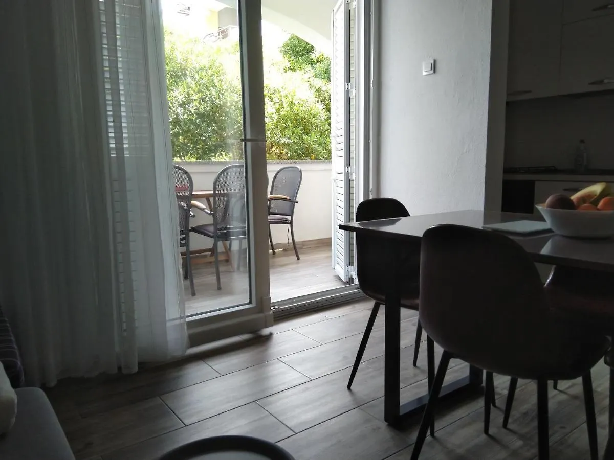 Apartment Edina Pag Pag Town